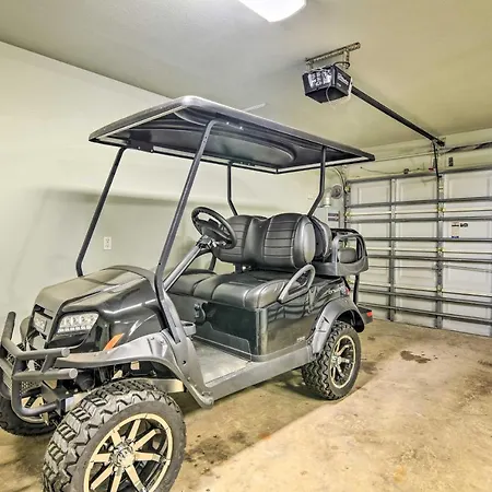 Corpus Christi Townhome - Near Beach!